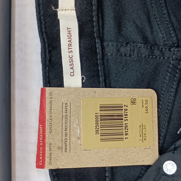 NEW*Levi's Classic Black Denim Pants size 2 - Picture 5 of 10